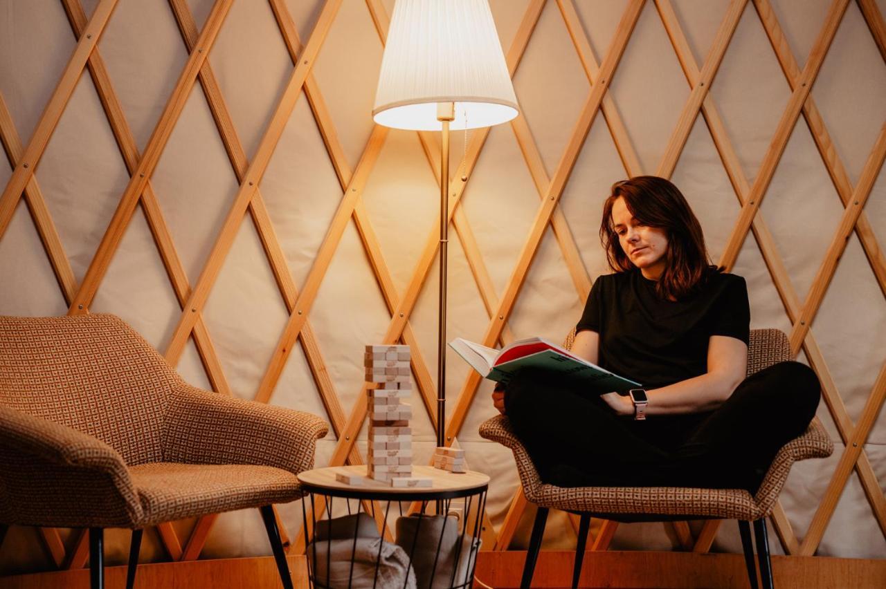 Wałcz Glamping Jurty Czapla酒店 外观 照片